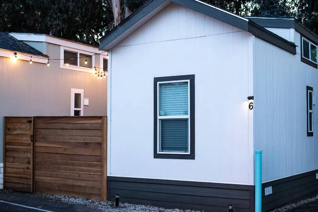 The Best Tiny Home Loft And Private Yard-1