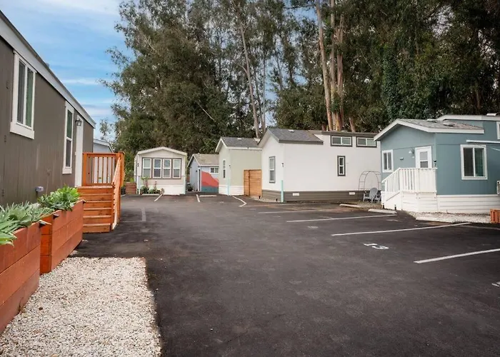 The Best Tiny Home Loft And Private Yard