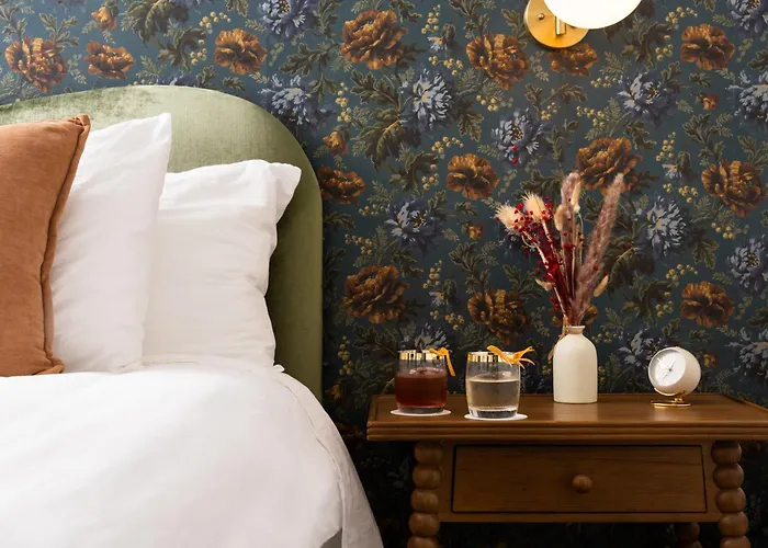 Hotel: Petit Soleil - Bed, Breakfast And Bar